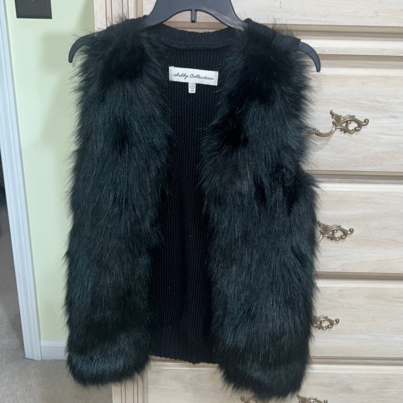 Fur vest - Picture 1 of 4
